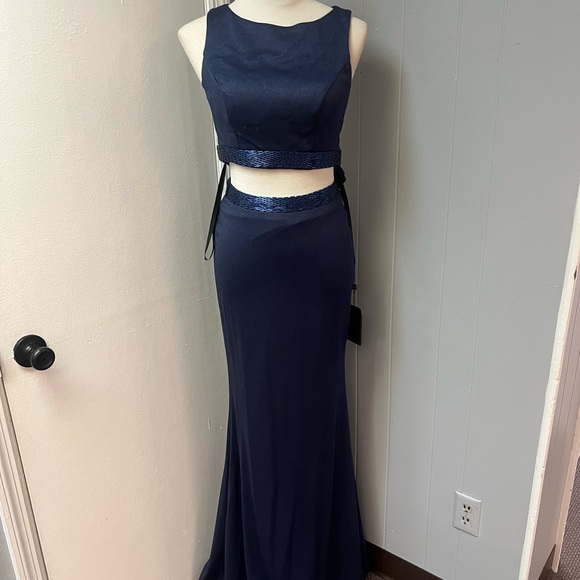 Lucci Lu Navy Blue Prom Dress - Picture 2 of 8